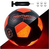 NIGHTMATCH LED Leuchtfußball - Offizielle Größe 5 - Komplettset - 2 Sensor aktivierte LED's für Spaß im Dunkeln - Ideal für Klein & Groß - Leuchtfussball, Leuchtball Kinder, Fussball (Schwarz)