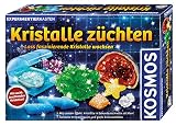KOSMOS 643522 Kristalle züchten. Lass faszinierende Kristalle wachsen. Komplett-Set, nachtleuchtende, glitzernde Kristalle, Blitzkristalle, Druse, Schatztruhe, Deko, Experimentierkasten