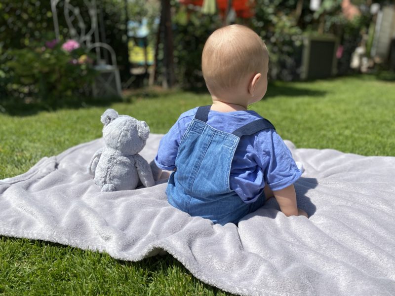 Baby mit Teddy Baby mit Teddy