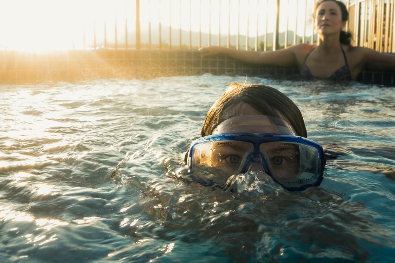 Junge mit Taucherbrille